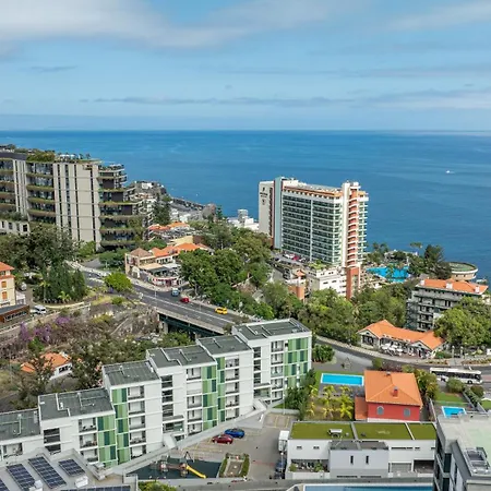 Vista Savoy By Rmz Apartment Funchal  Exterior photo