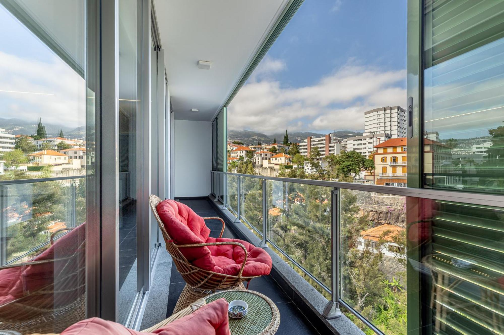 Vista Savoy By Rmz