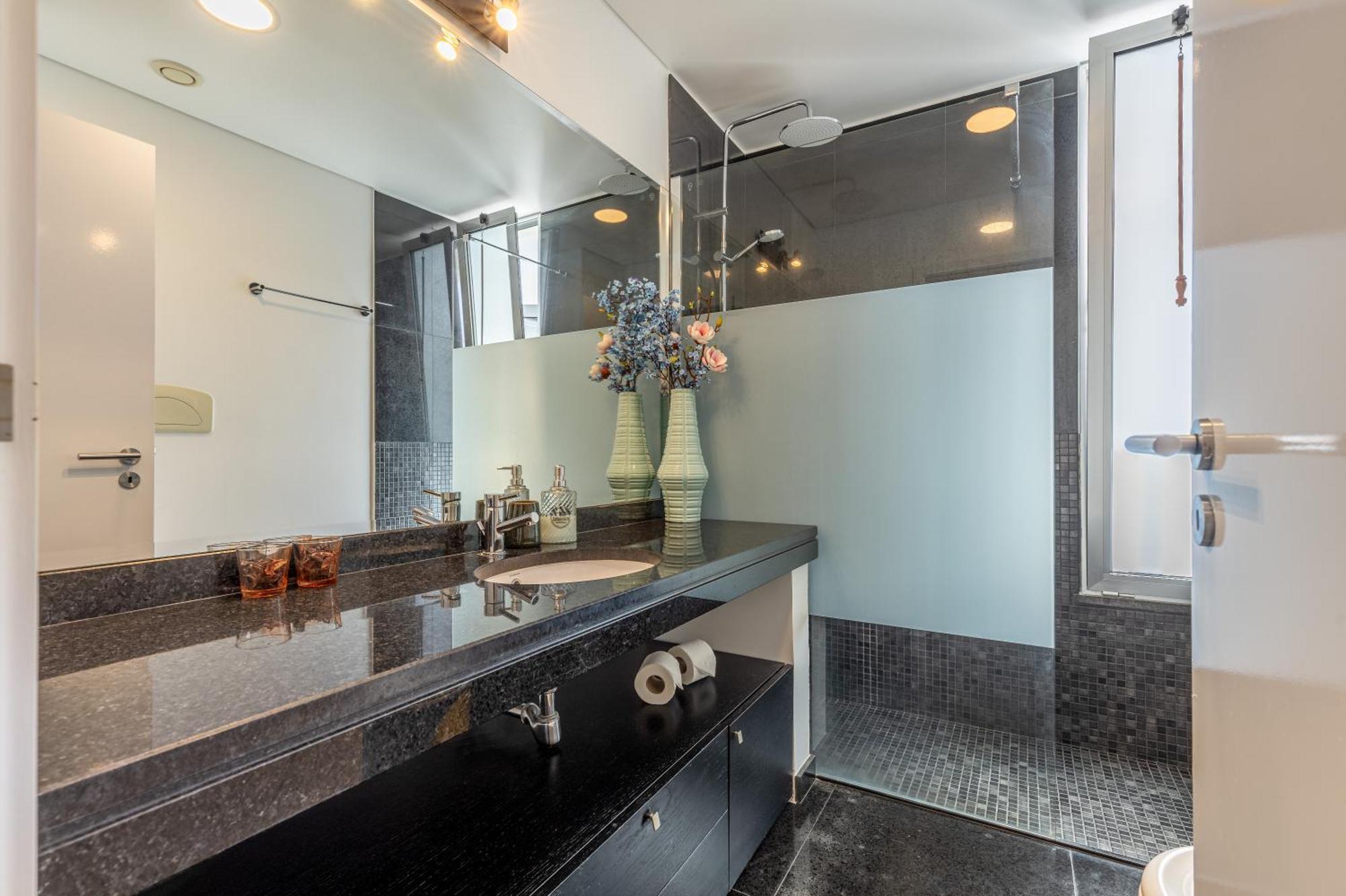 Apartment Vista Savoy By Rmz Funchal (Madeira)
