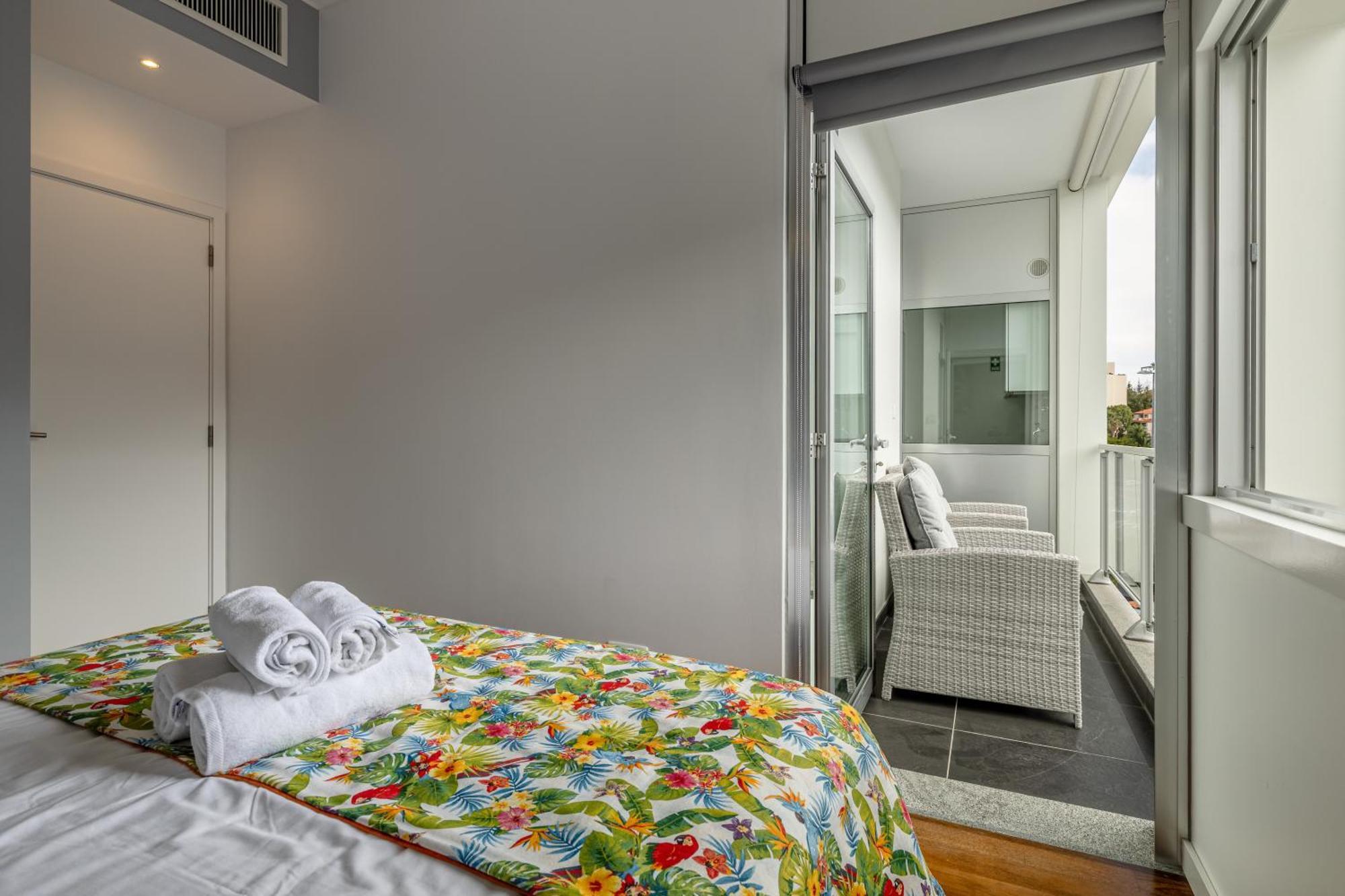 Vista Savoy By Rmz Apartment *