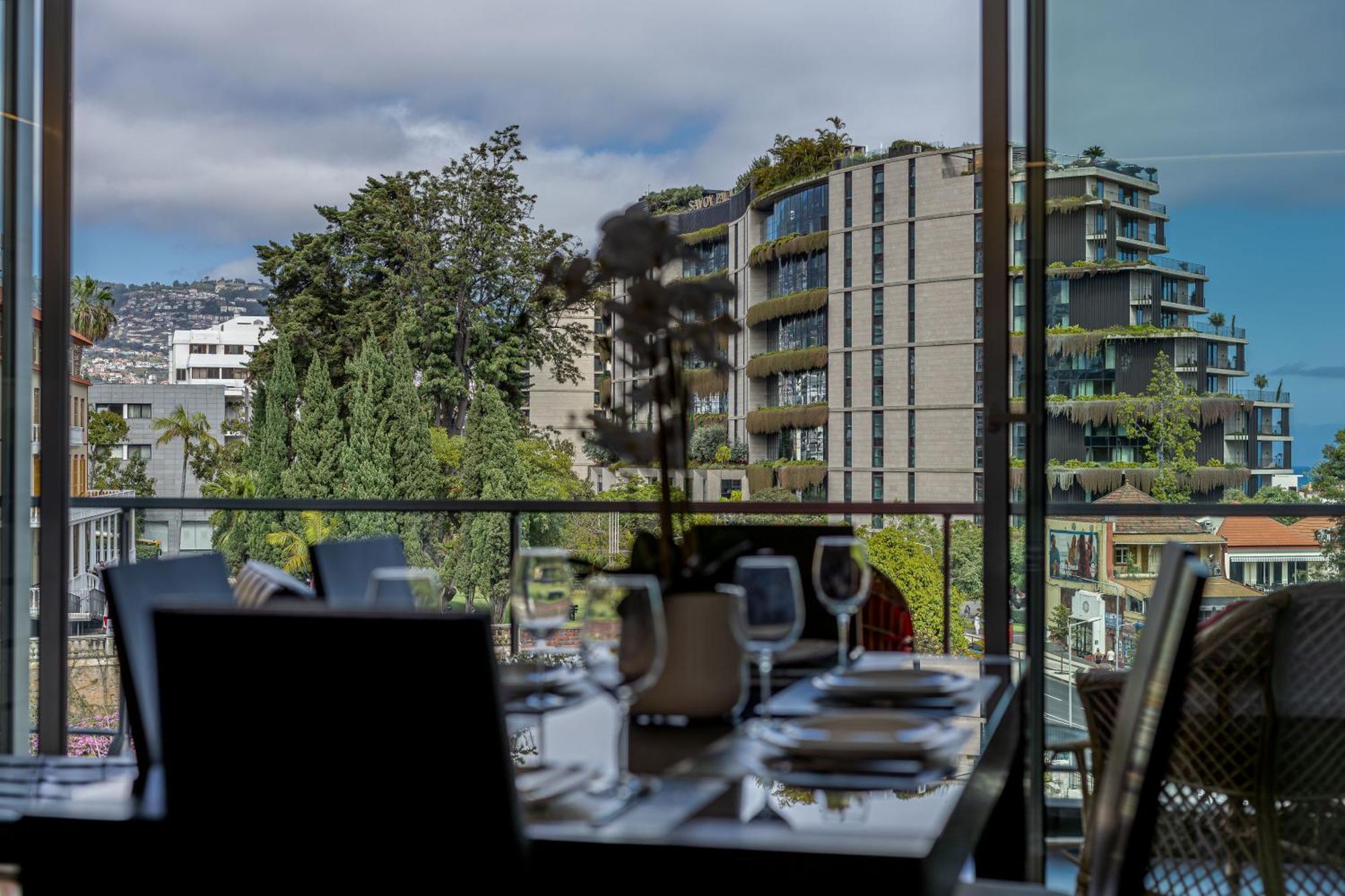 Apartment Vista Savoy By Rmz Funchal (Madeira)